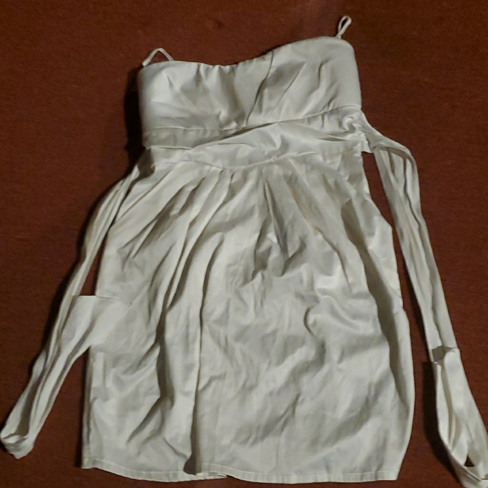strapless dress